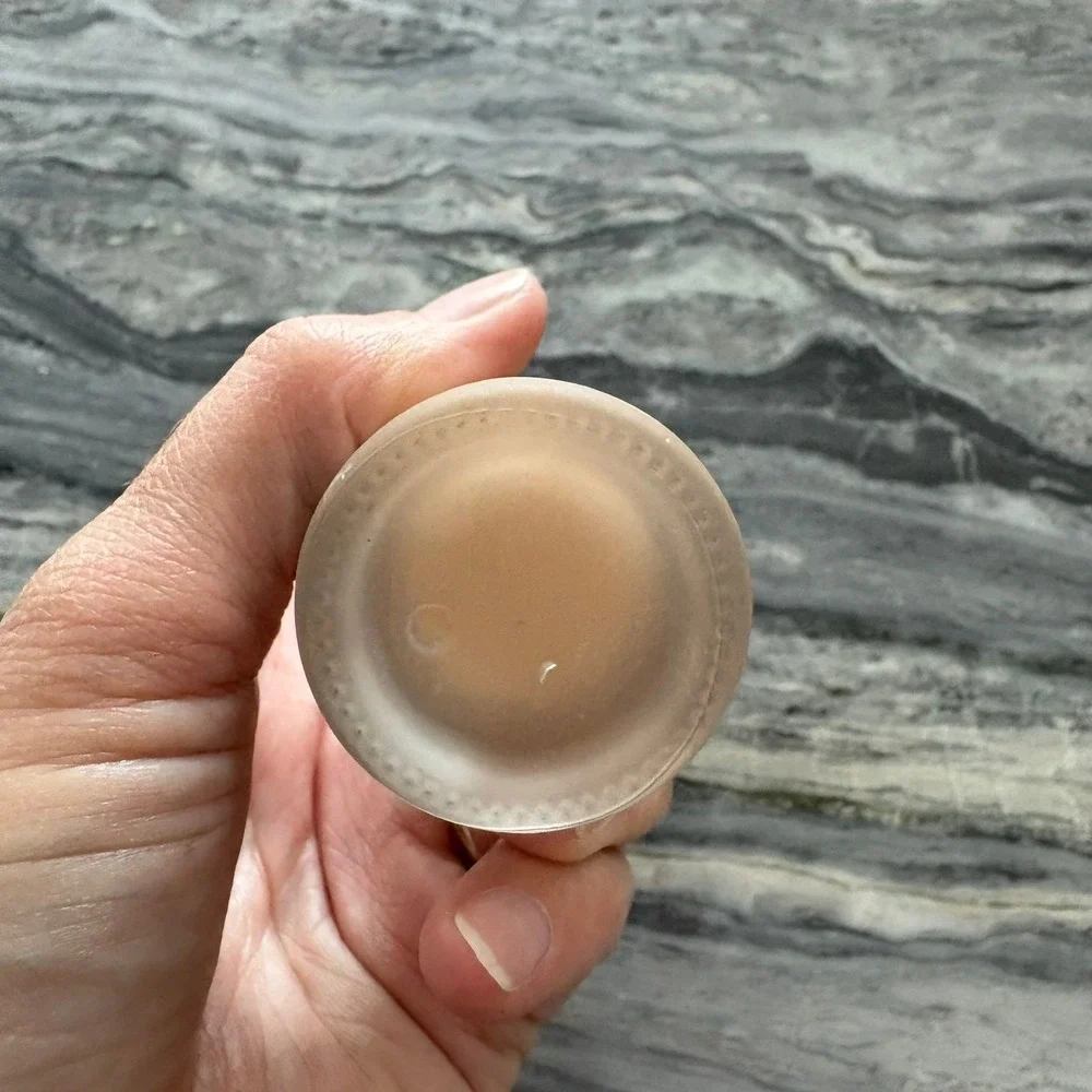 Almay Skin Perfecting Comfort Matte Foundation 200 Neutral Honey 1oz Oil Free